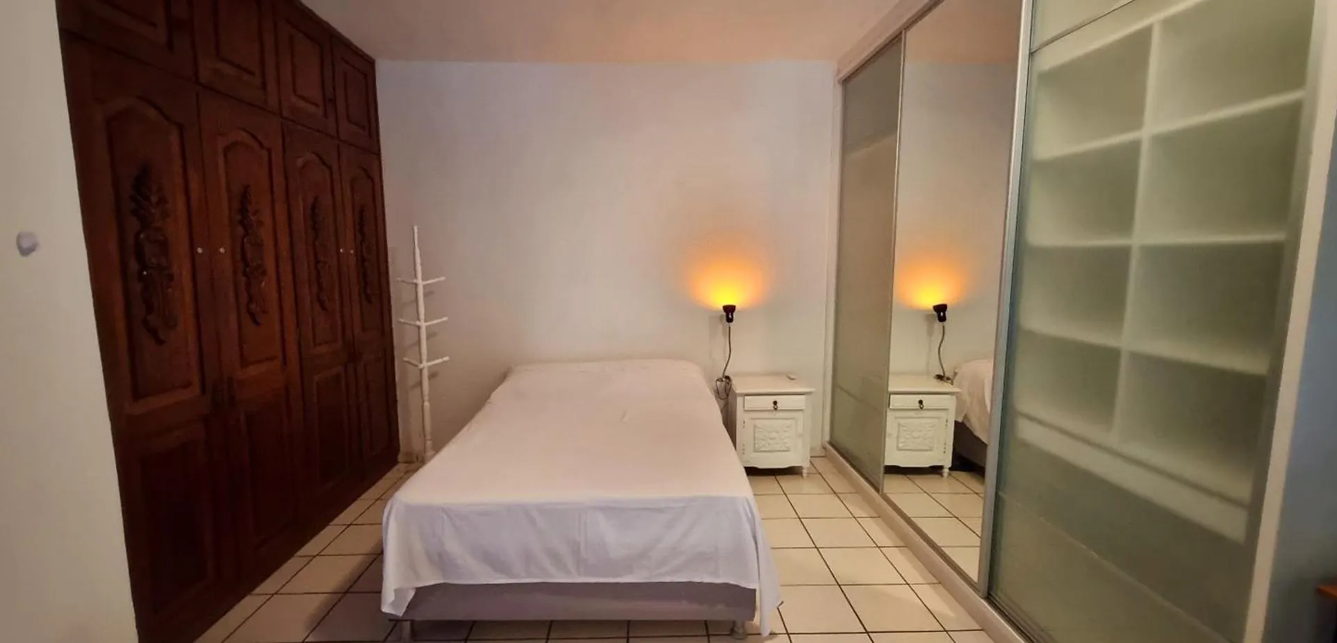 フロリアノポリスColiving Stela Maresアパートメント ホームステイ フロリアノポリス